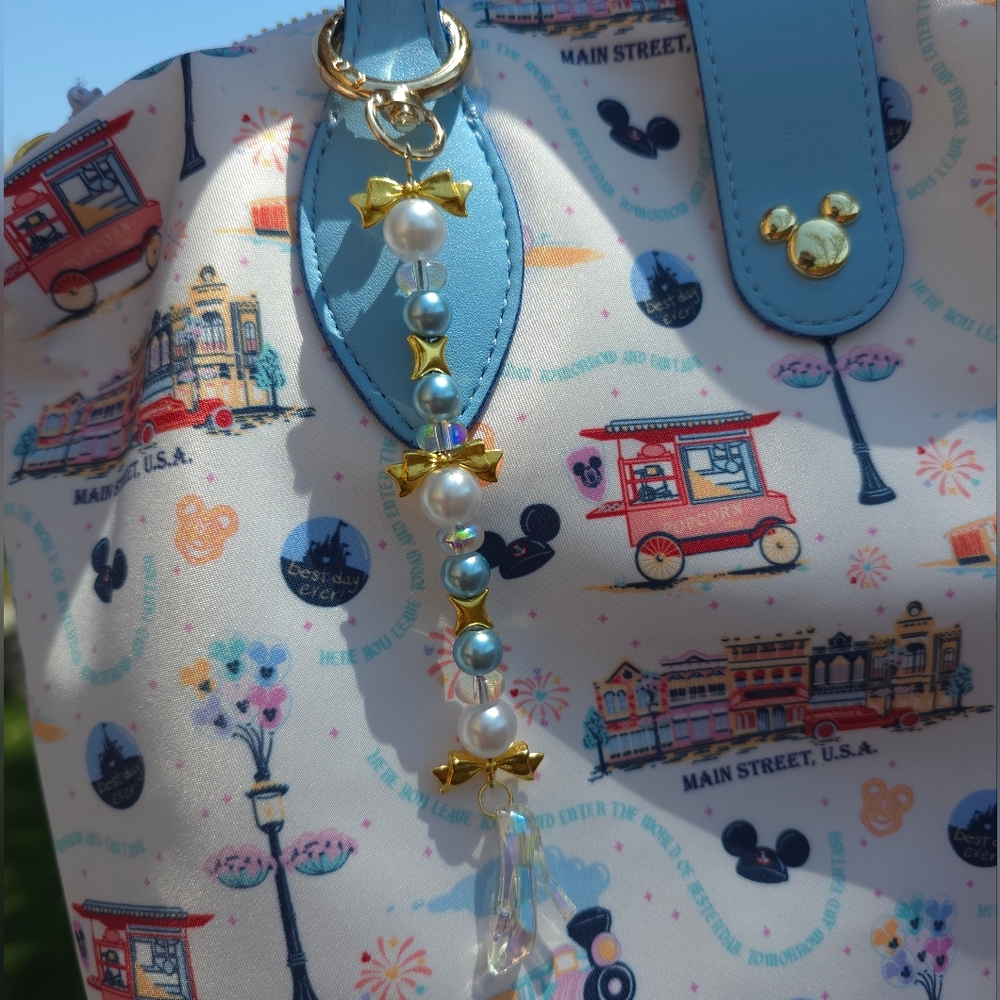 SOLD ♡ | Disney Pouchette Crossbody - Picture 13 of 14